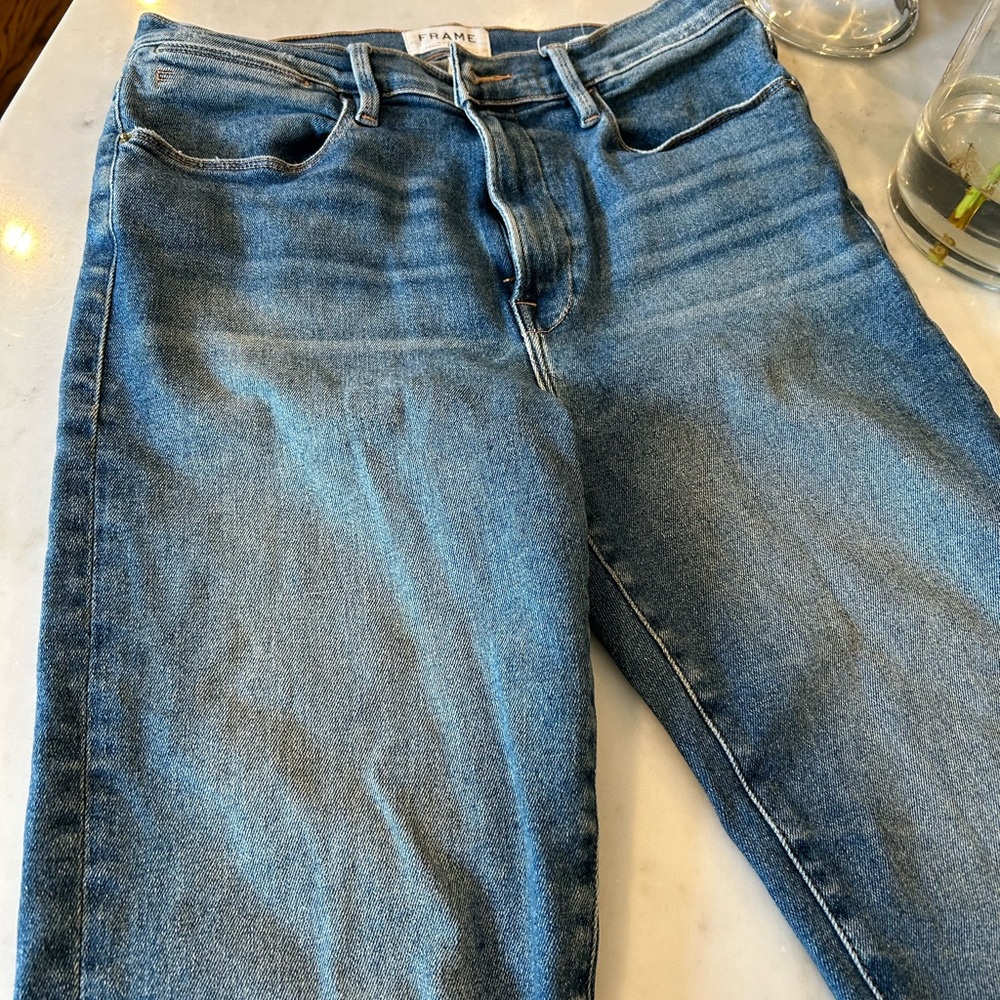 Frame jeans size 30.  Great condition.